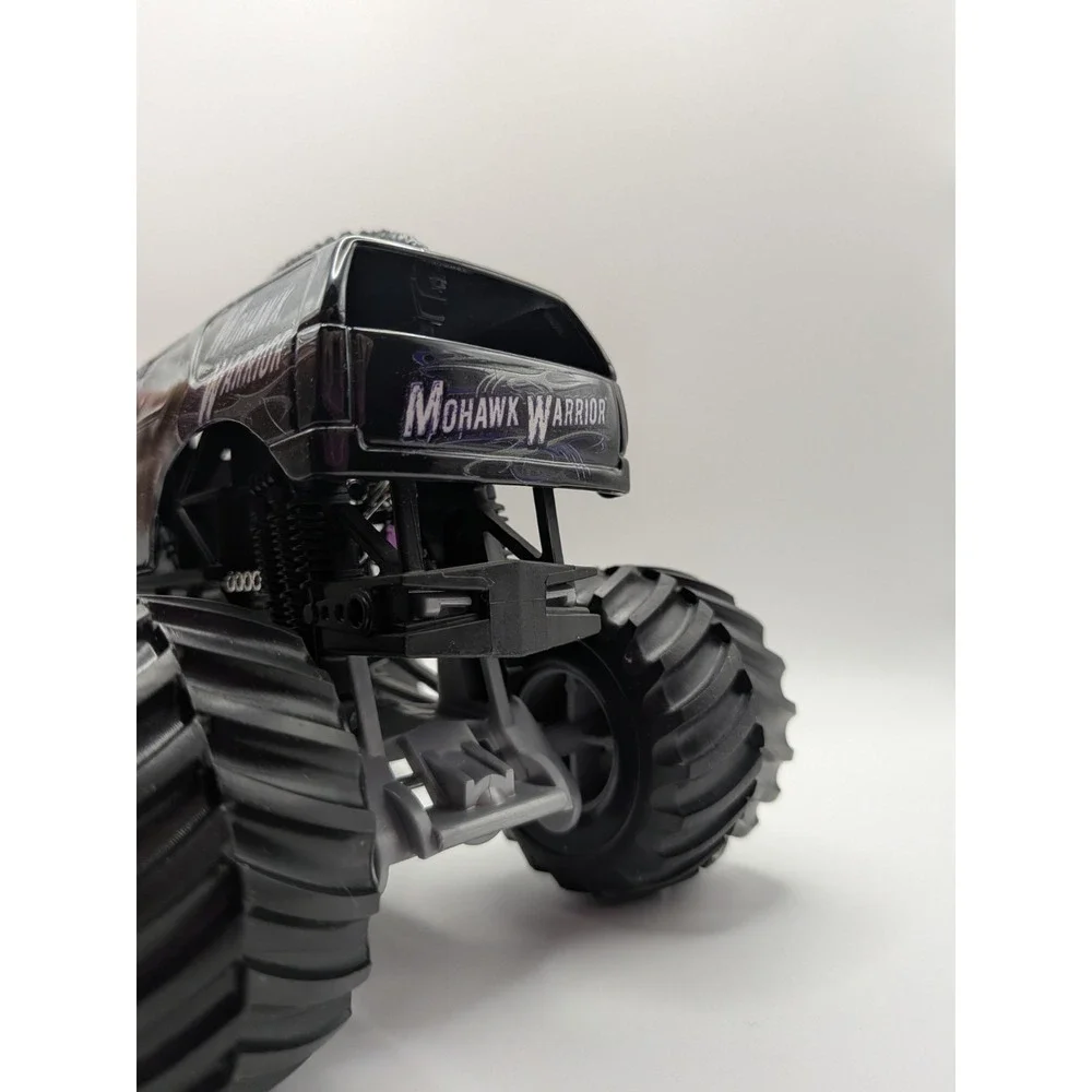 Monster Jam Mohawk Warrior Diecast Monster Truck Large 1:24 Purple Black Metal
